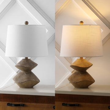 Laken Minimalist Coastal Resin/Iron 3-Stack Cairn LED Table Lamp - JONATHAN Y